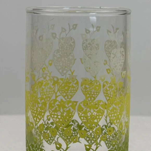 Set Of 4 Vintage Green Yellow Ombre Hearts and Vines Glass Tumblers 12 oz MCM - Picture 8 of 9